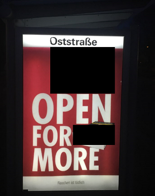 Zigarettenwerbung an der Bushaltestelle Oststraße in Ludwigsburg